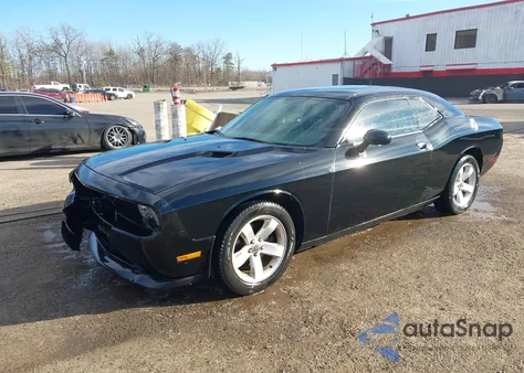 2013 Dodge Challenger Sxt из США, поврежденный, VIN 2C3CDYAG5DH591010